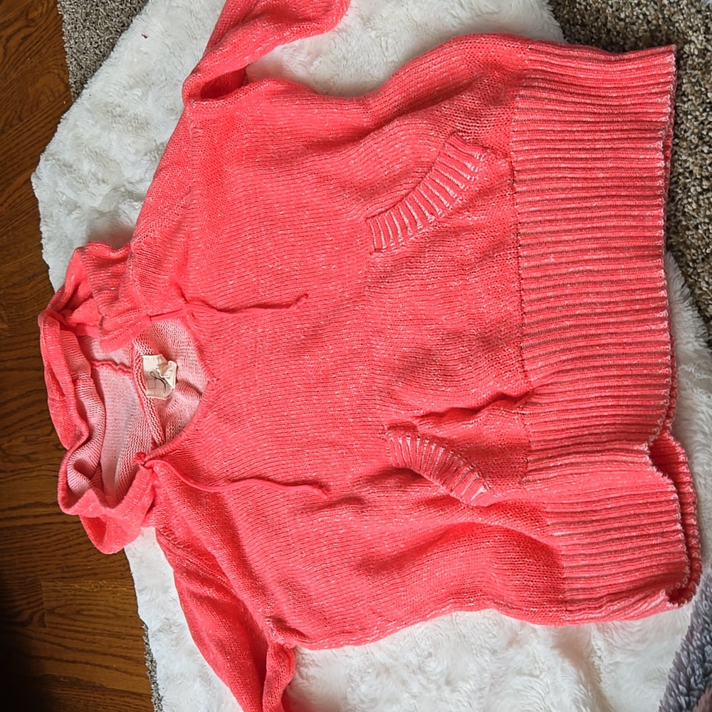 Levi's 3/4 Sleeve Sweater